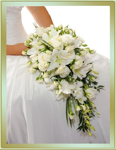 bridal trailer bouquet